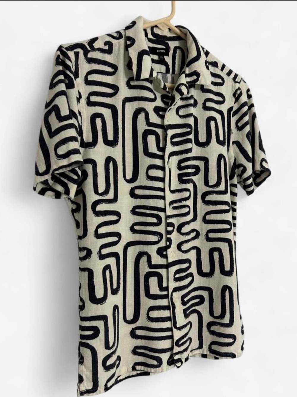Express Short Sleeve Button-Down Shirt — Black & Cream